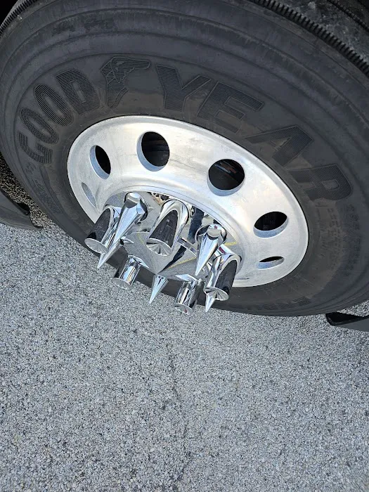 Crossroads Truck Wash Picture 1