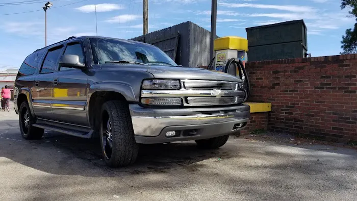 Mister Car Wash Picture 1