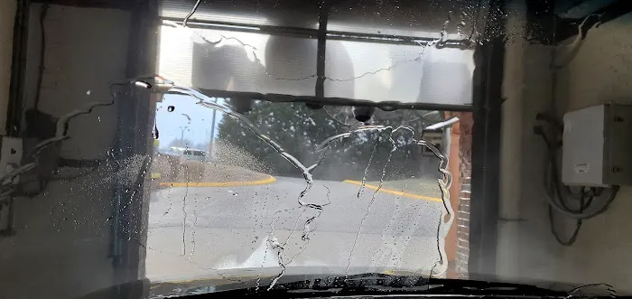 Touchless Automatic Picture 3