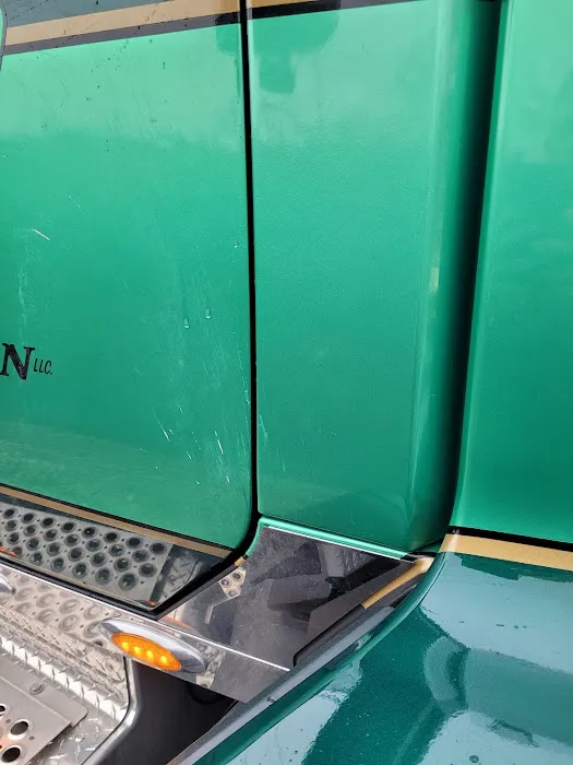 Truck Wash at Love's Travel Stops Picture 6