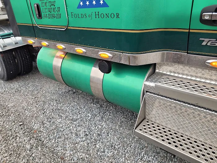 Truck Wash at Love's Travel Stops Picture 8