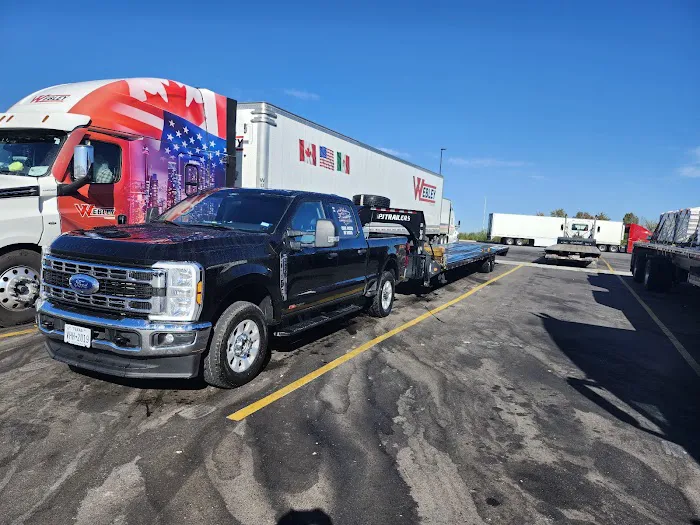 Truck Wash at Love's Travel Stops Picture 7