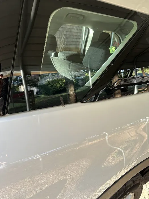 Champion Car Wash Picture 3