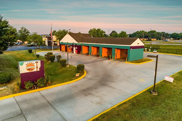 Safari Car Wash Picture 2