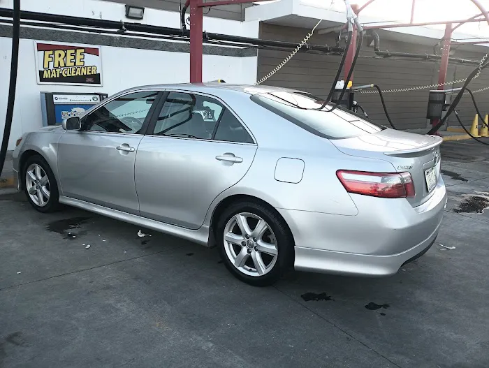 Champion Car Wash Picture 2