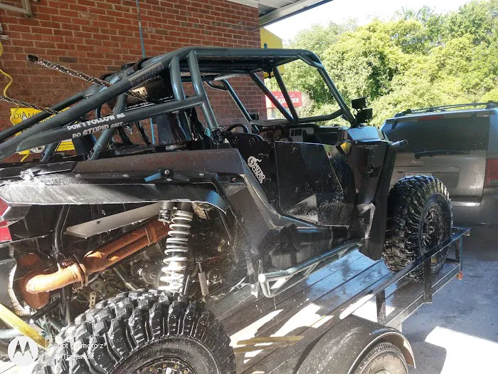 Champion Car Wash Picture 4