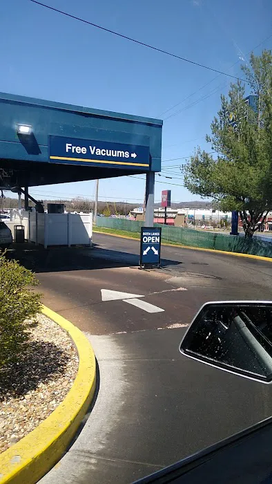 Mister Car Wash Picture 6