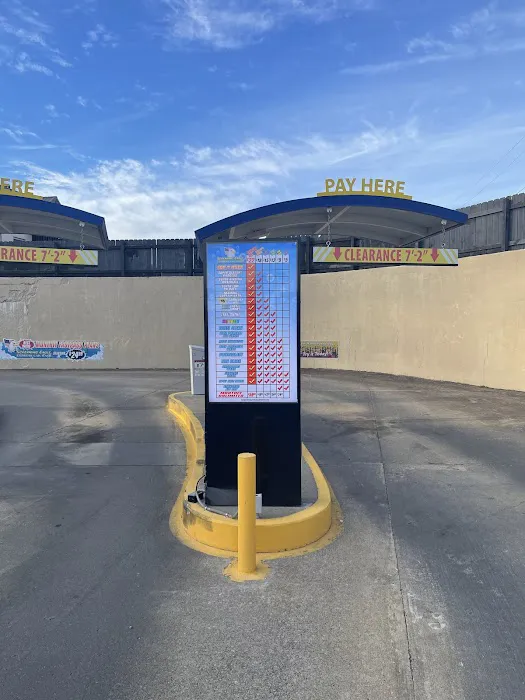 Screaming Eagle Express Car Warsh Picture 9