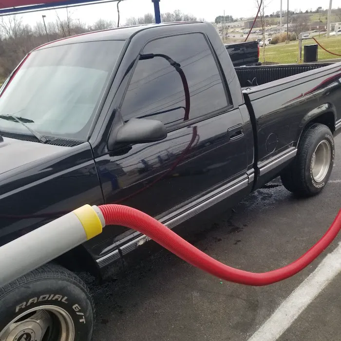 Screaming Eagle Express Car Warsh Picture 3