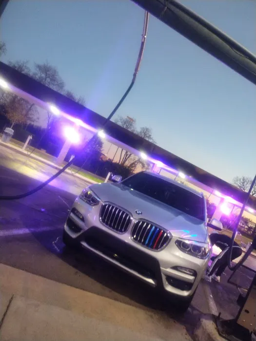 Wash N' Roll Car Wash - Gallatin, TN (615 Nashville Pike) Picture 7