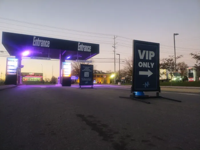 Wash N' Roll Car Wash - Gallatin, TN (615 Nashville Pike) Picture 6