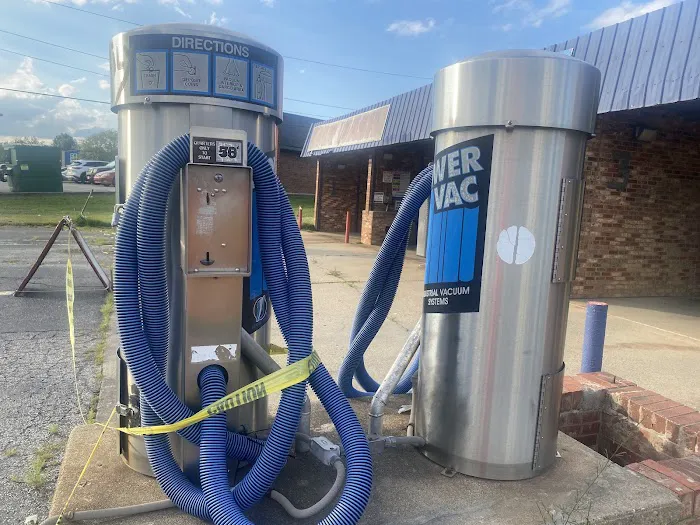 Starlit Car Wash Picture 5