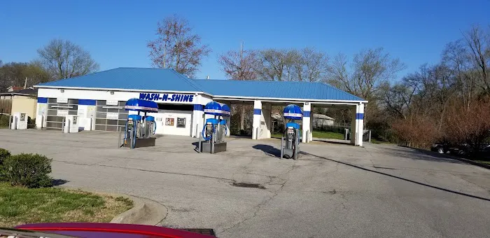 Wash-N-Shine Carwash Picture 6
