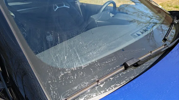 Wash-N-Shine Carwash Picture 2