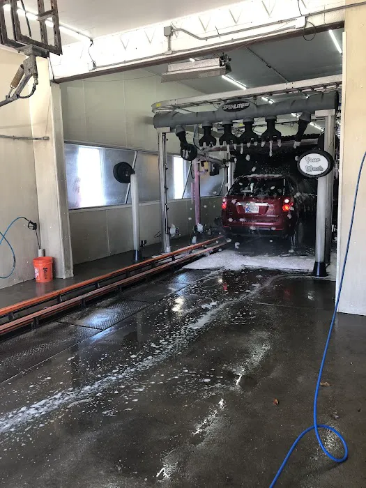 Wash-O-Rama Car Wash Picture 9