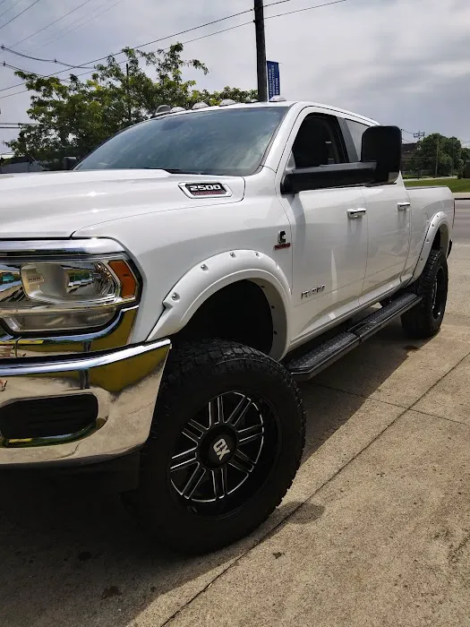 Crystal Clean Car Wash Picture 10