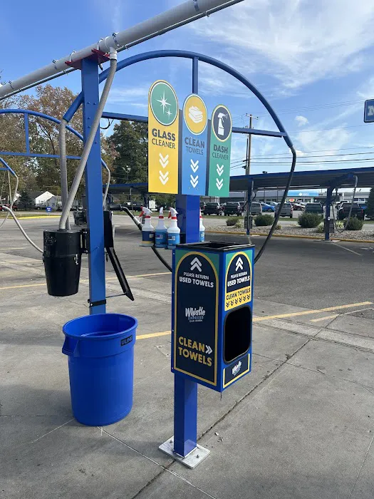 Whistle Express Car Wash Picture 2