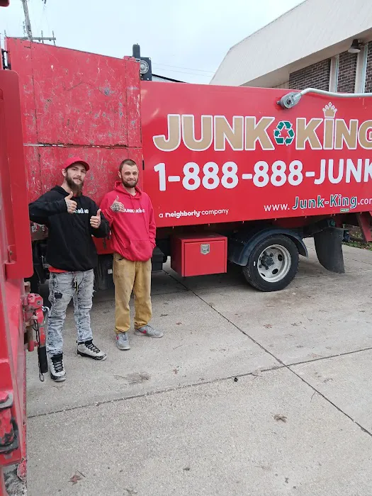 Gilmore Car Wash Picture 2