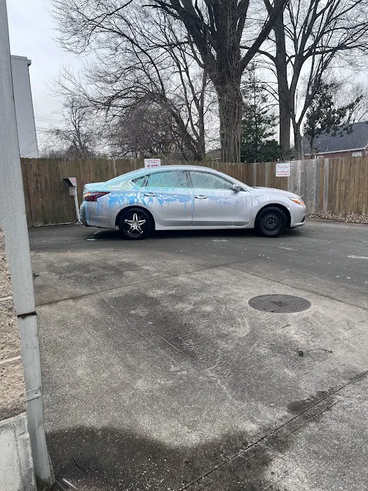 Wash-N-Shine Car Wash Picture 3