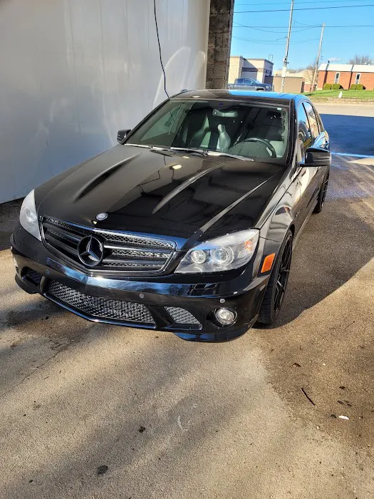 Wash-N-Shine Car Wash Picture 9