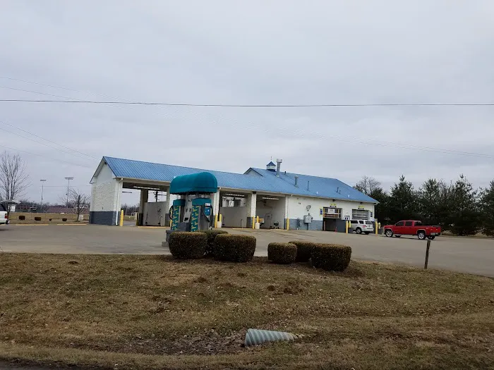 Hurricane Bay Carwash Picture 6