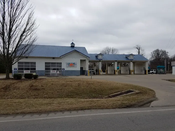 Hurricane Bay Carwash Picture 7