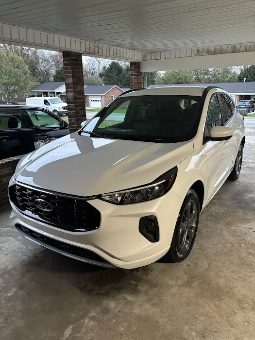 Thoroughbred Express Auto Wash Picture 7