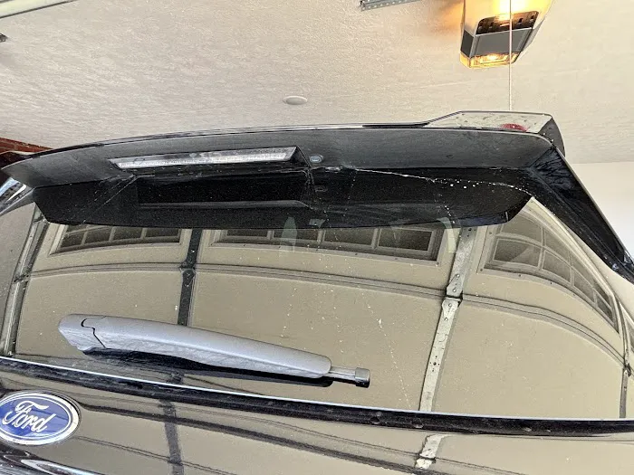 Thoroughbred Express Auto Wash Picture 4