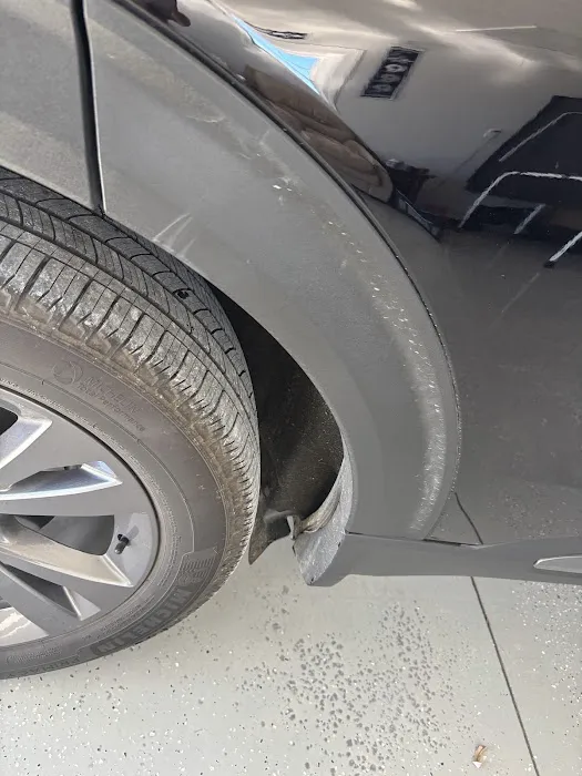 Thoroughbred Express Auto Wash Picture 5