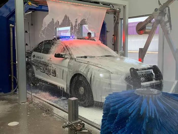 Sparkle Express Car Wash Picture 6