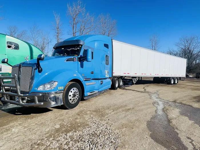 Diamond Truck & trailer Wash Picture 3