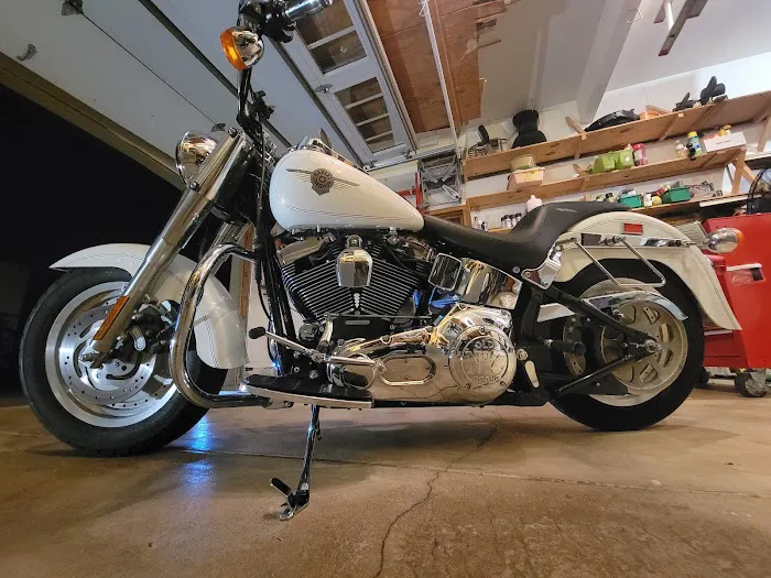 Premier Car Wash Picture 1