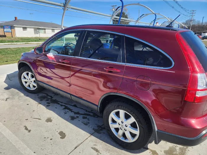 Jim's Express Car Wash Picture 2