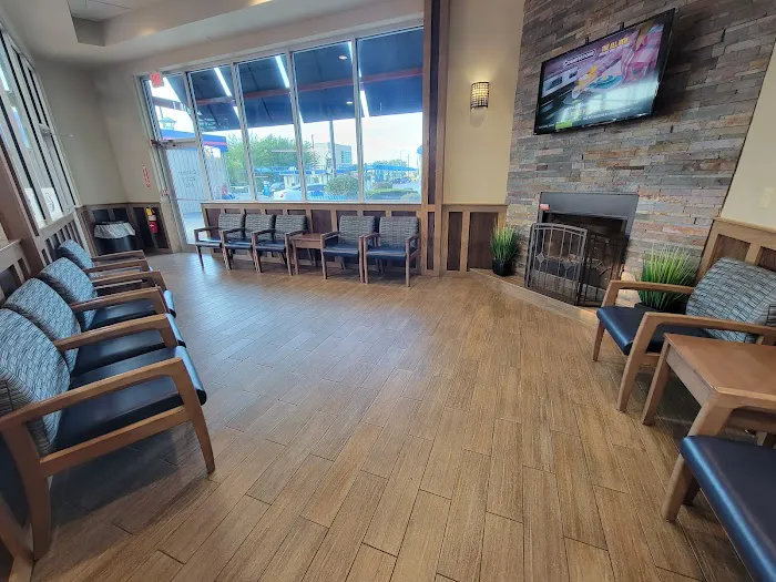 Delta Sonic Car Wash Picture 1