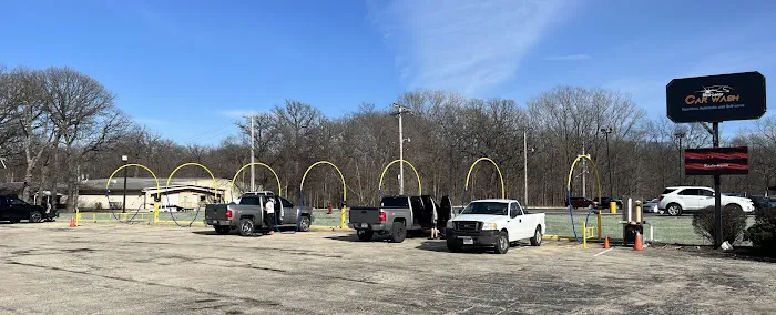 New Lenox Car Wash Picture 1