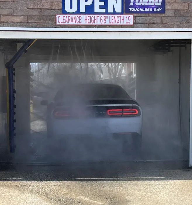 New Lenox Car Wash Picture 4