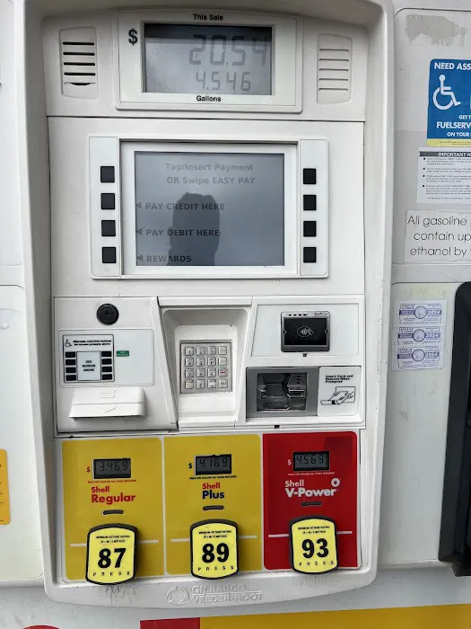 Shell Gas Station Car Wash Picture 1