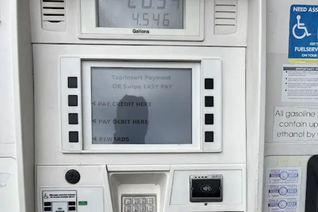 Shell Gas Station Car Wash