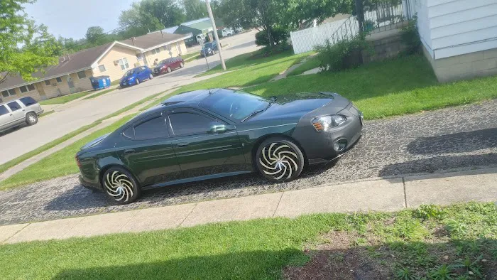 Fuller's Express Carwash Picture 4