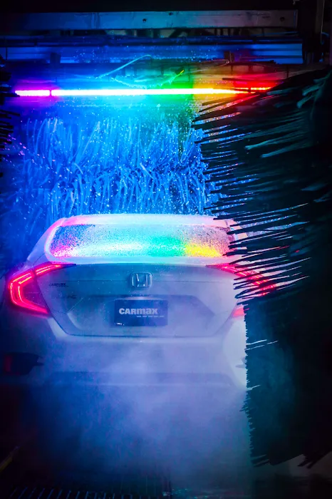 Tidal Wave Auto Spa | Car Wash Picture 9