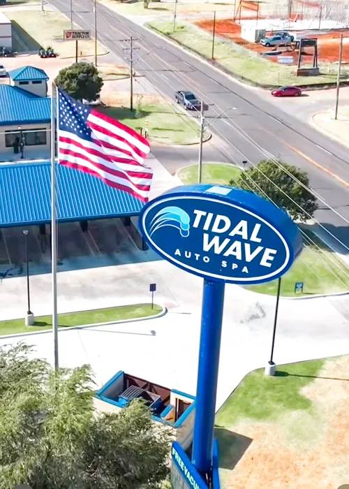 Tidal Wave Auto Spa | Car Wash Picture 10