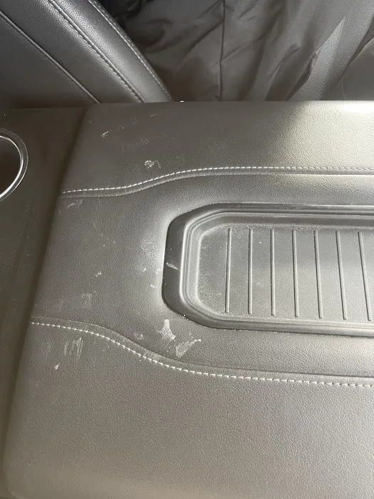 Red Carpet Car Wash Picture 5