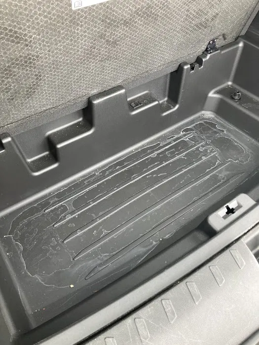 Red Carpet Car Wash Picture 2