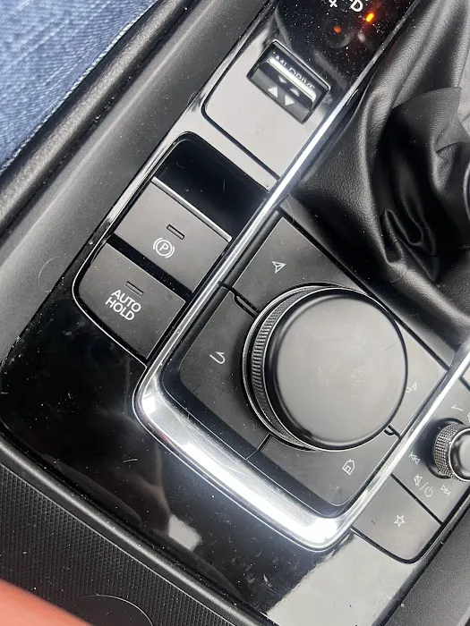 Red Carpet Car Wash Picture 7