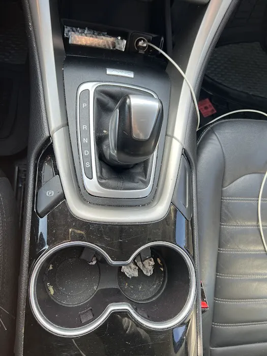 Red Carpet Car Wash Picture 8