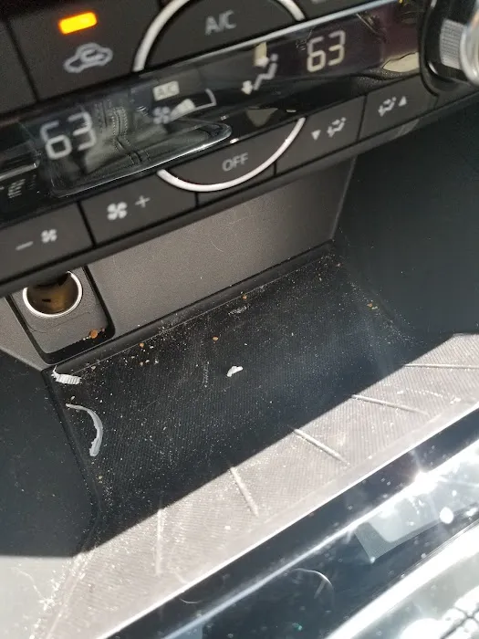 Red Carpet Car Wash Picture 5