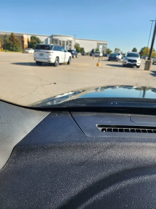 Red Carpet Car Wash Picture 2