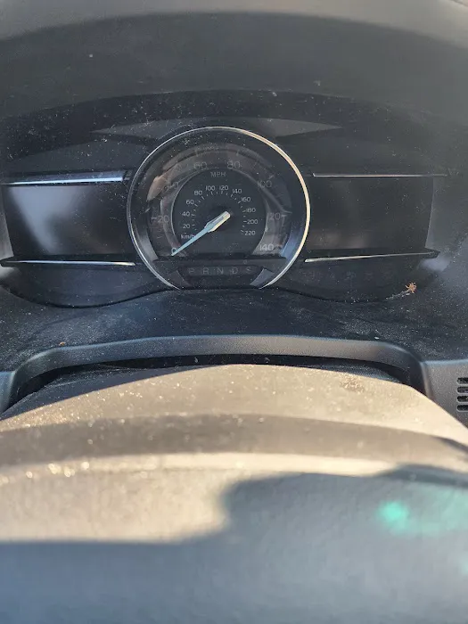 Red Carpet Car Wash Picture 9