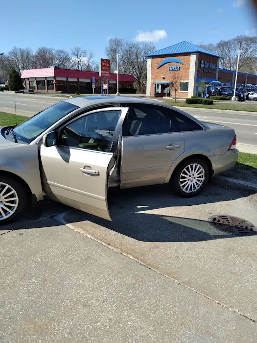 Rainstorm Car Wash Picture 2