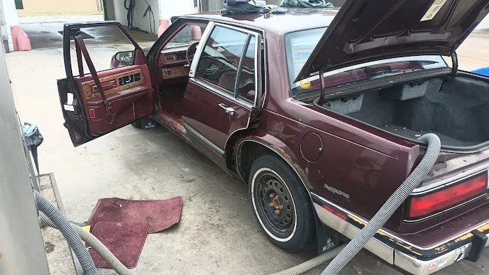 Waterworks Car Wash Picture 1